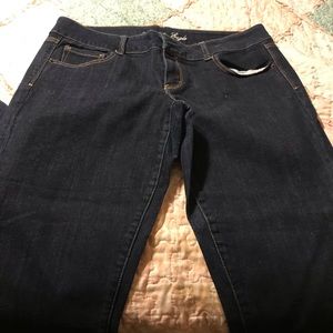 3 pair of American eagle jeans